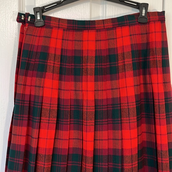 The Scotch House pure wool plaid skirt - Picture 2 of 10